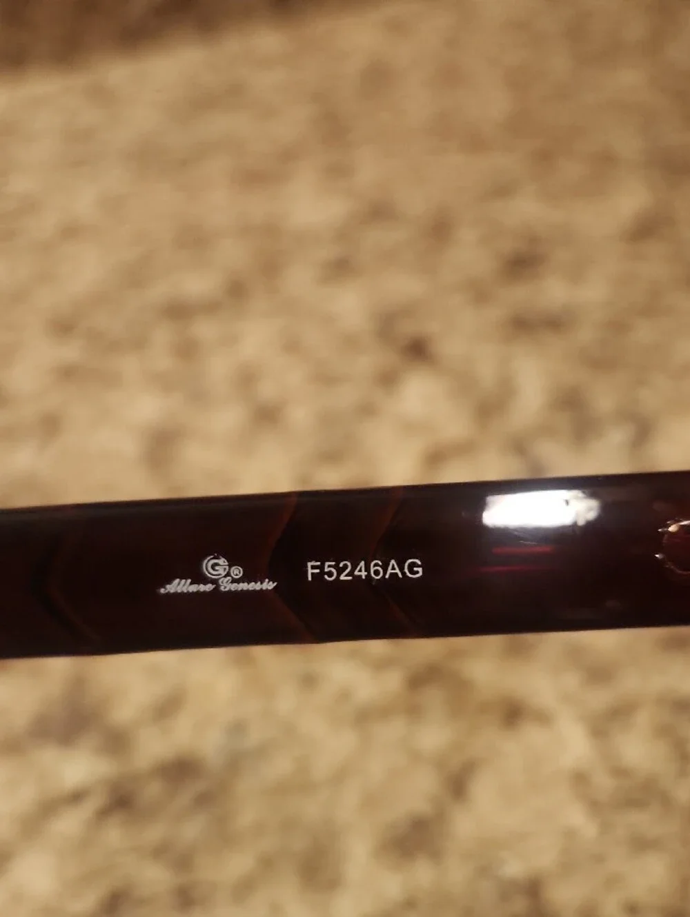 Women’s Oversized Brown Sunglasses - Picture 3 of 6